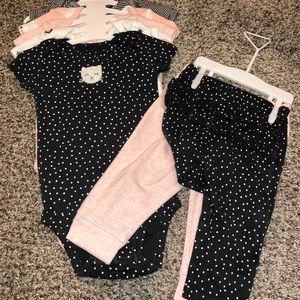 5pc Short sleeve onesie set w/two matching pants